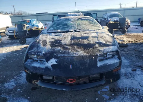 1995 Chevrolet Camaro Z28 z USA, uszkodzony, nr VIN 2G1FP22P8S2212098